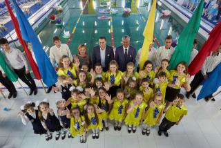У Кам`янському відкрили шкільний басейн після реконструкції